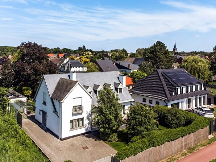 12-kamerhuis te koop in Ranst