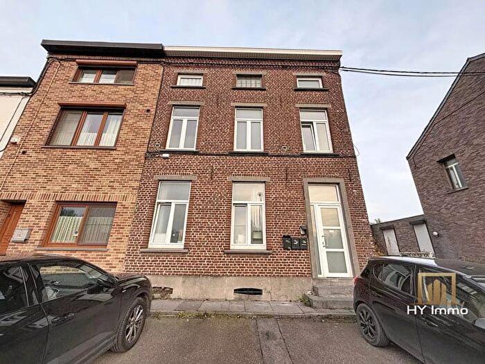 14-kamerhuis te koop in Charleroi