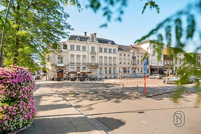 10-kamerhuis te koop in Ronse