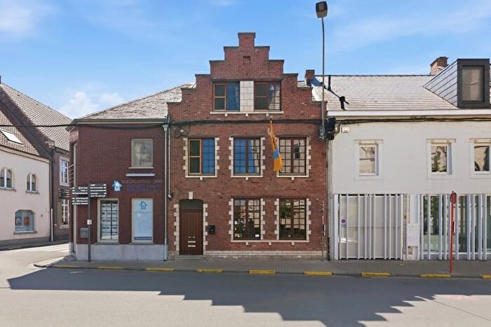 9-kamerhuis te koop in Zoutleeuw