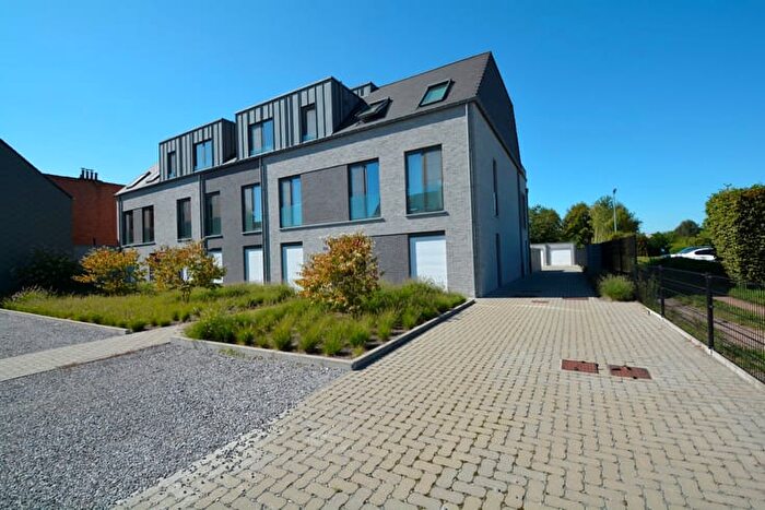 10-kamerappartement te huur in Emblem
