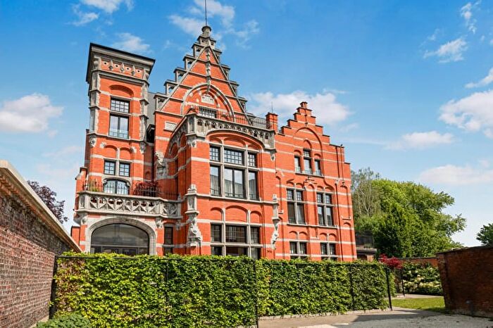 14-kamerappartement te koop in Zwijndrecht