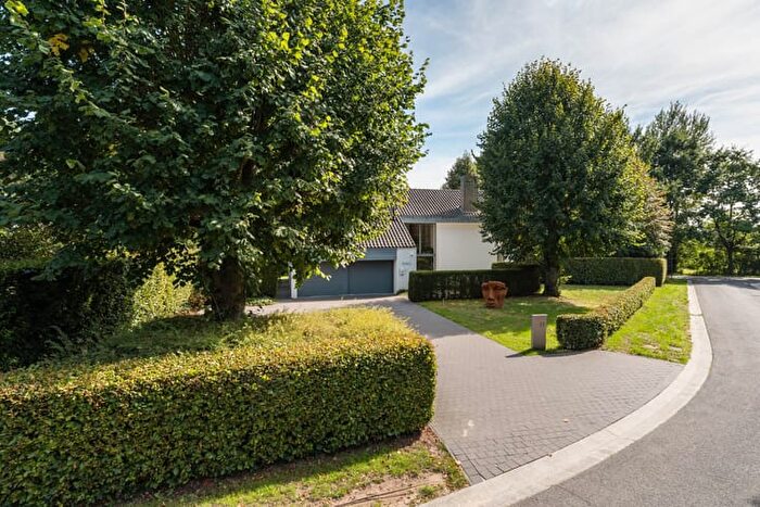 12-kamerhuis te koop in Heusden (9070)