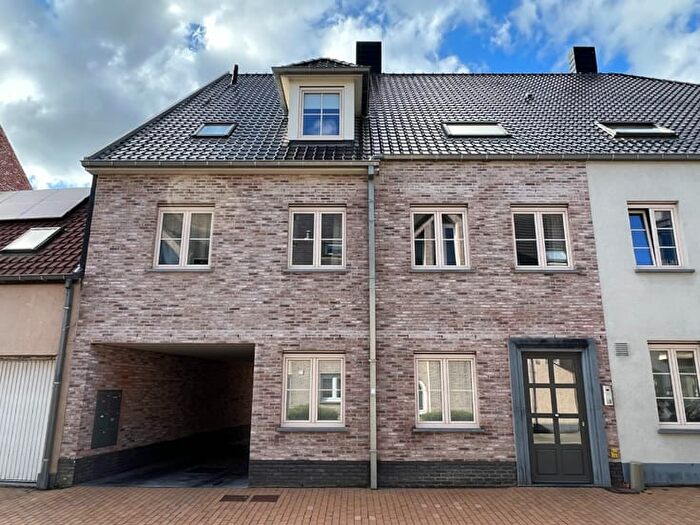 9-kamerappartement te huur in Merendree