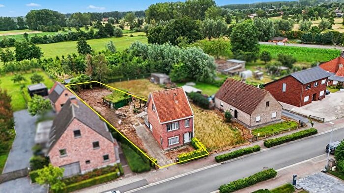 3-kamerhuis te koop in ZELE
