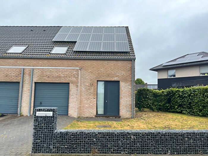 12-kamerhuis te huur in Bavikhove