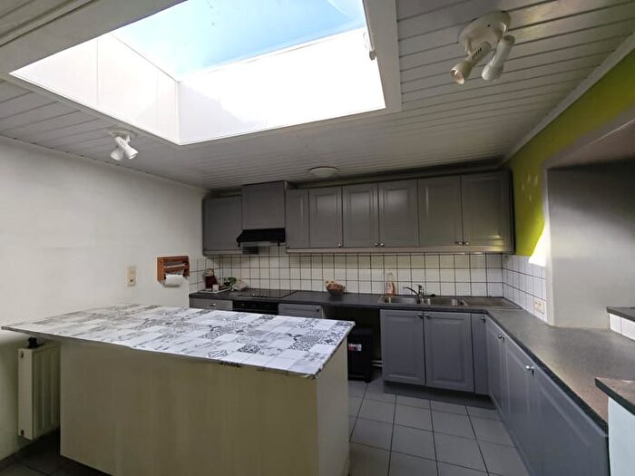 13-kamerhuis te koop in Strépy-Bracquegnies