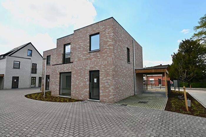 11-kamerhuis te koop in Broechem