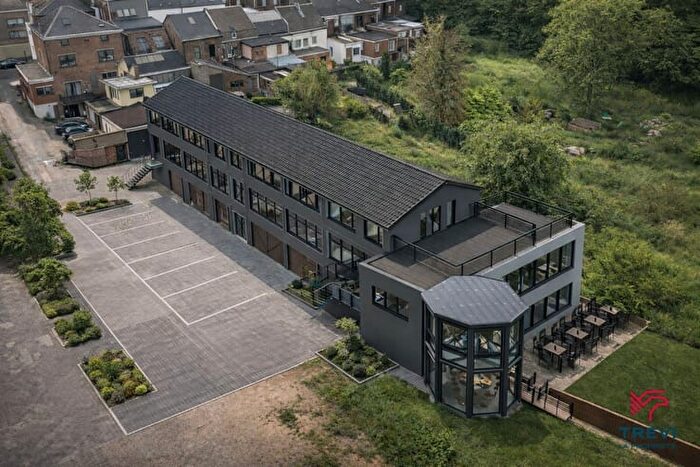 14-kamerhuis te koop in FONTAINE-L'ÉVÊQUE