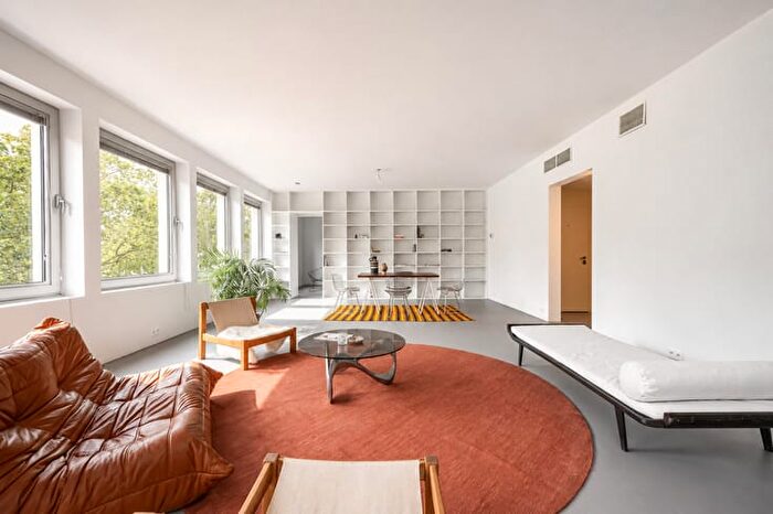 15-kamerappartement te koop in Antwerpen (2000)