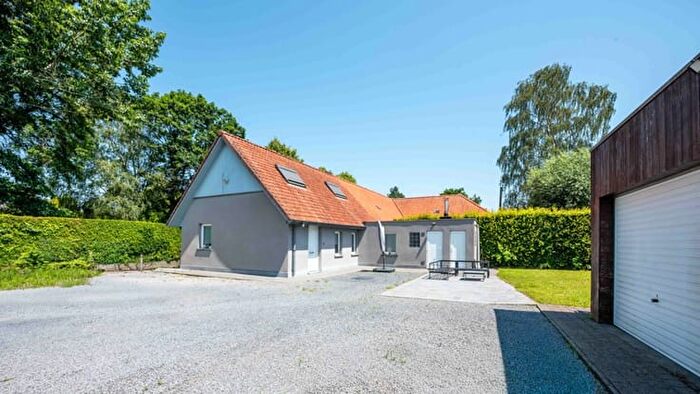 9-kamerhuis te koop in Deerlijk