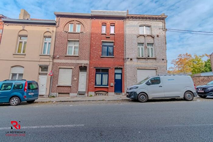 6-kamerhuis te koop in Charleroi