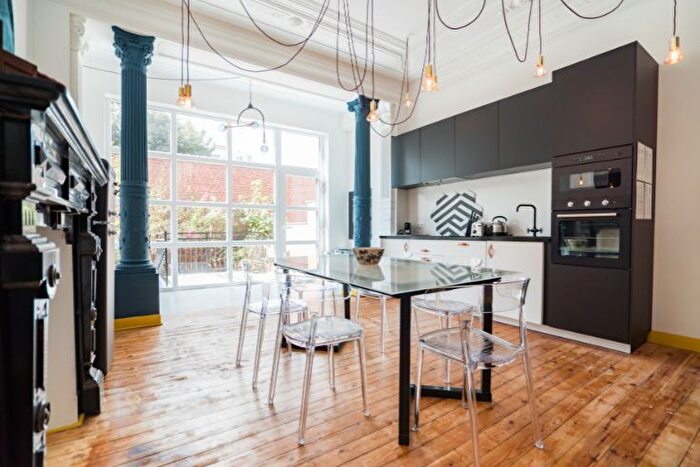 5-kamerappartement te huur in Charleroi