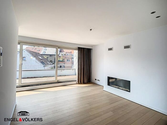 14-kamerappartement te huur in Gent