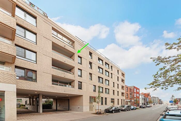 9-kamerappartement te koop in Antwerpen (2060)
