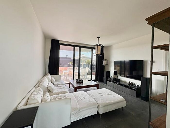 9-kamerappartement te huur in Antwerpen (2050)