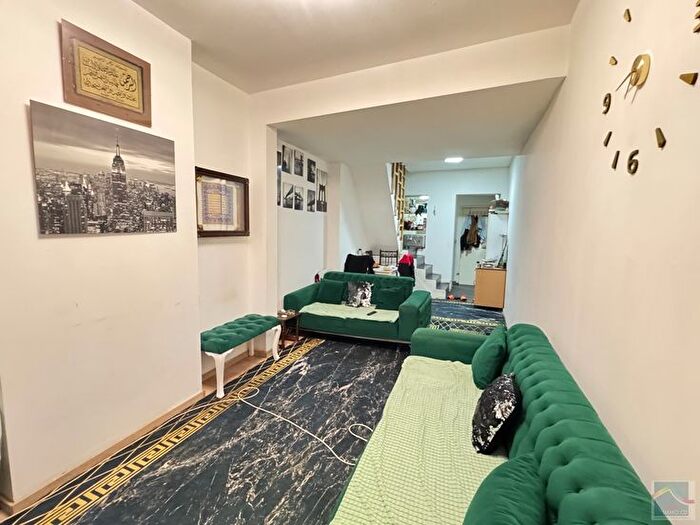 10-kamerhuis te koop in Binche