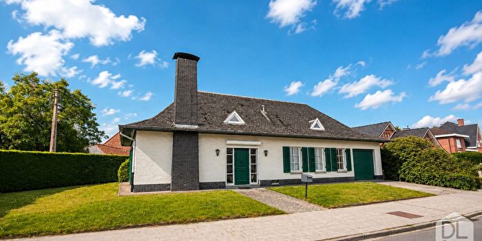 4-kamerhuis te koop in Moeskroen