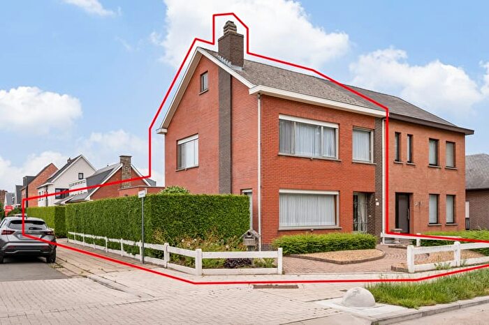 11-kamerhuis te koop in Berlaar