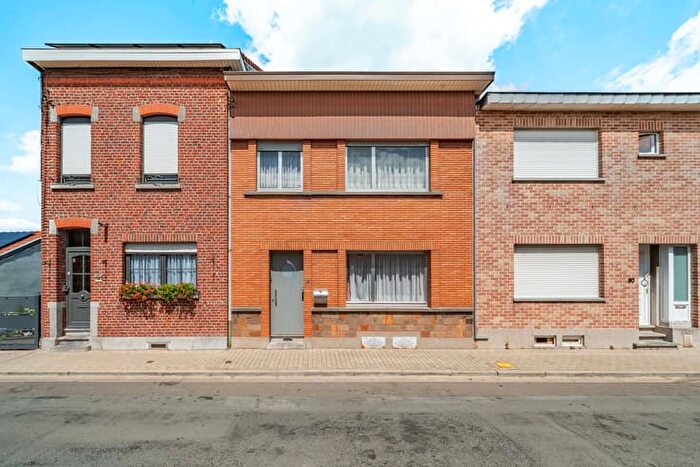 16-kamerhuis te koop in Ougrée