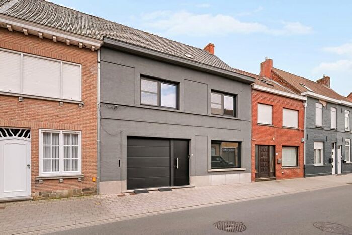 3-kamerhuis te koop in POPERINGE