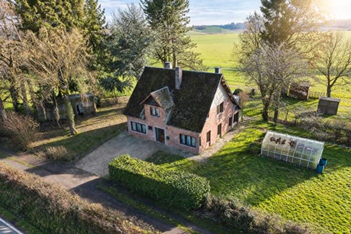 4-kamerhuis te koop in Ciney Braibant