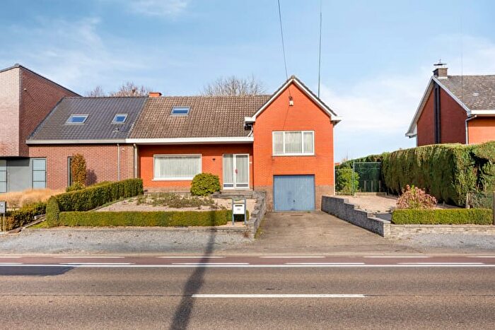 14-kamerhuis te koop in Hoepertingen