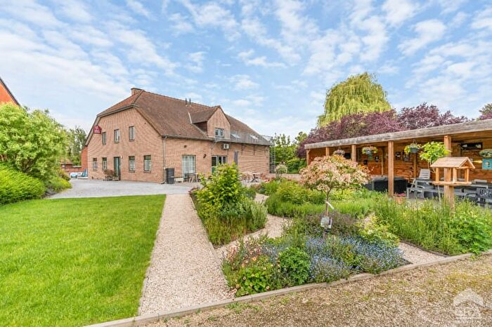 8-kamerhuis te koop in Wellen