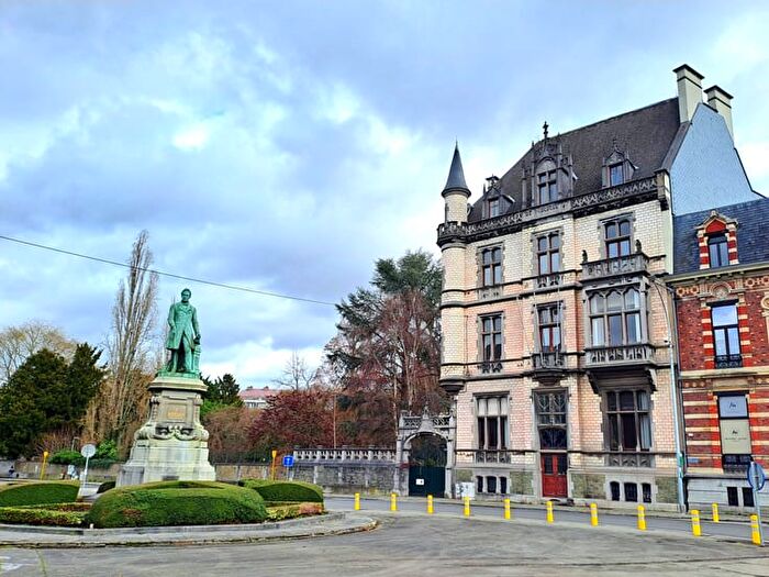 14-kamerhuis te koop in Huy