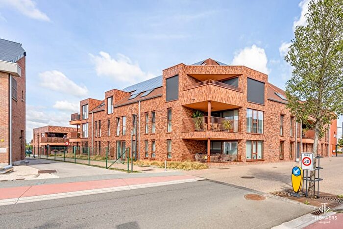 12-kamerappartement te koop in Nieuwerkerken (3850)
