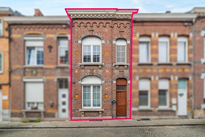 11-kamerhuis te koop in Huy