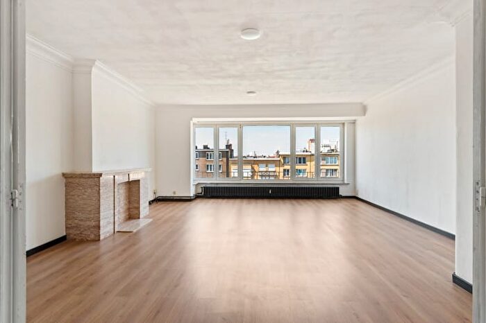 10-kamerappartement te koop in Deurne (2100)