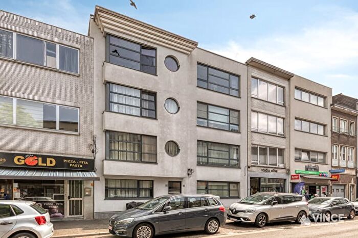 10-kamerhuis te koop in Merksem