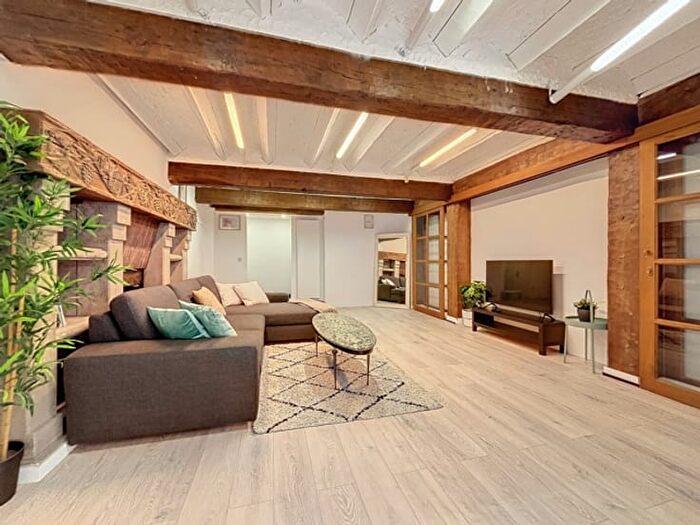 6-kamerappartement te huur in Rhode-Saint-Genèse