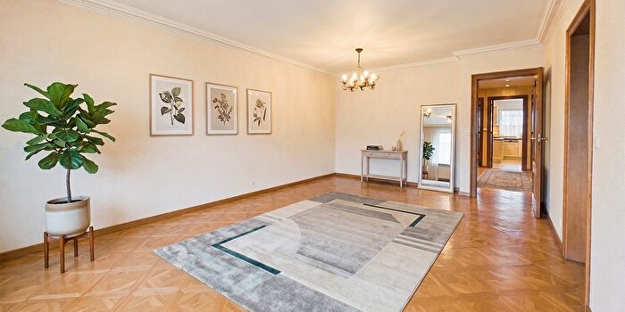 2-kamerappartement te koop in Moeskroen