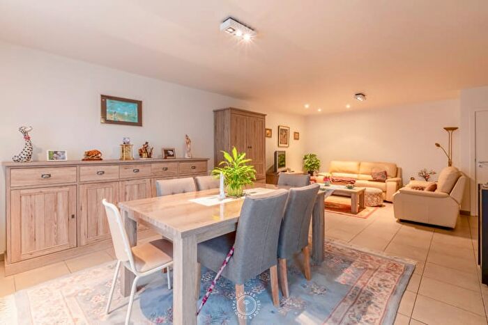 9-kamerappartement te koop in Sint-Niklaas