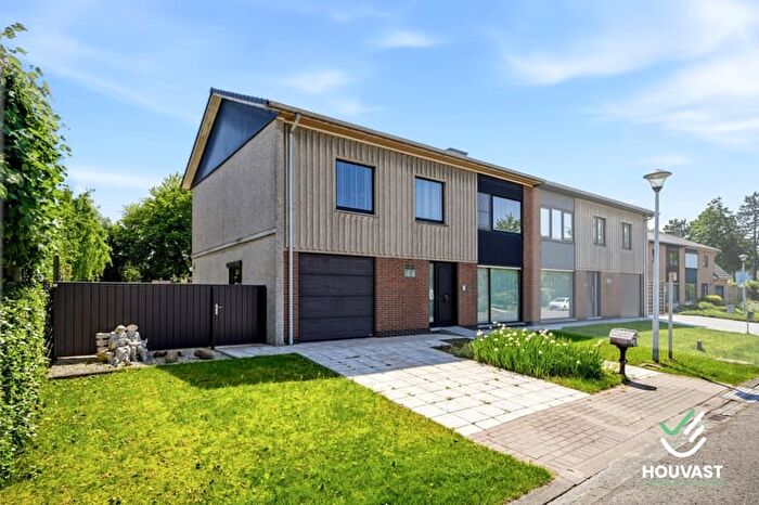 12-kamerhuis te koop in Diksmuide