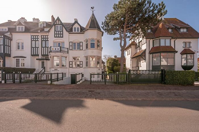 8-kamerhuis te koop in Knokke