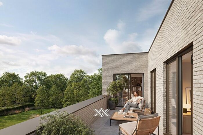 17-kamerappartement te koop in Mariakerke