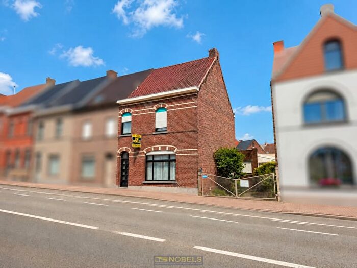 16-kamerhuis te koop in Ronse