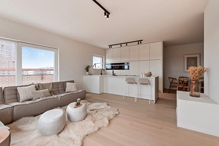 9-kamerappartement te koop in Oostende