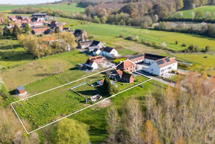 10-kamerhuis te koop in Elzele