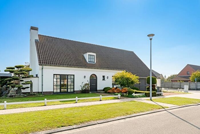 17-kamerhuis te koop in Roeselare