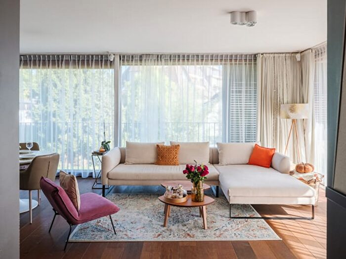 10-kamerappartement te koop in Sint-Denijs-Westrem