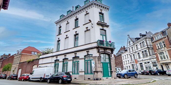 12-kamerappartement te koop in Tournai