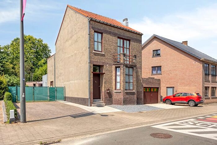 16-kamerhuis te koop in Hasselt