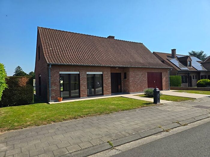 2-kamerhuis te koop in LEUZE-EN-HAINAUT