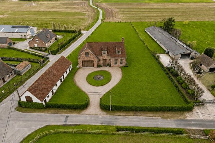 10-kamerhuis te koop in Oostrozebeke