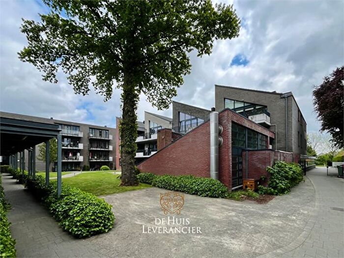 10-kamerappartement te huur in Kontich