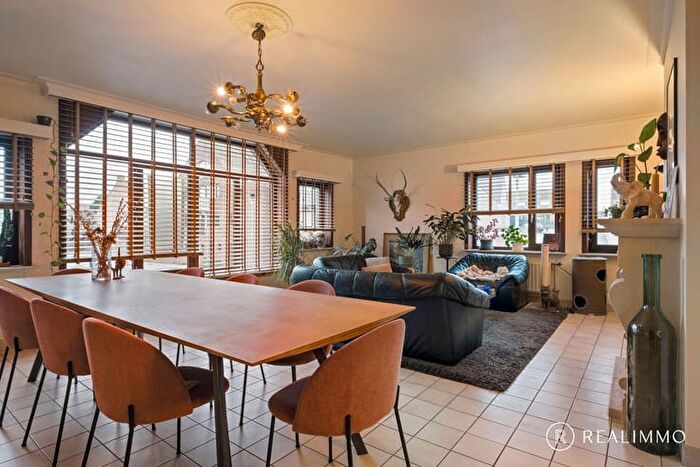 10-kamerappartement te koop in Zwevegem